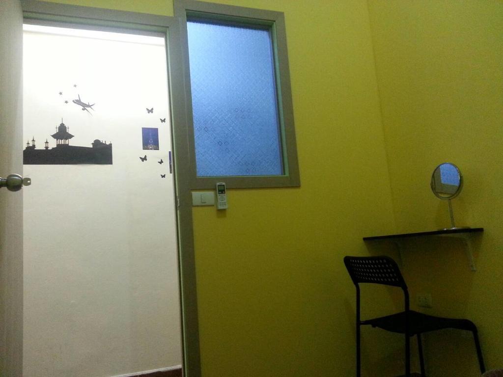 Wacky Fun Party Hostel Bangkok Chambre photo