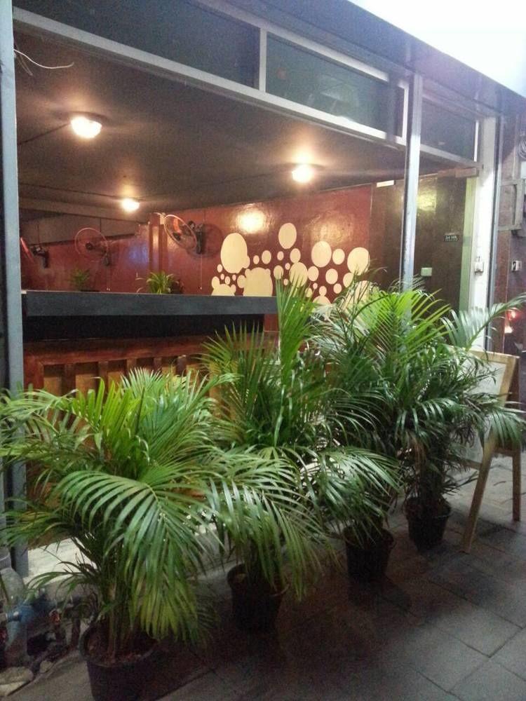 Wacky Fun Party Hostel Bangkok Extérieur photo