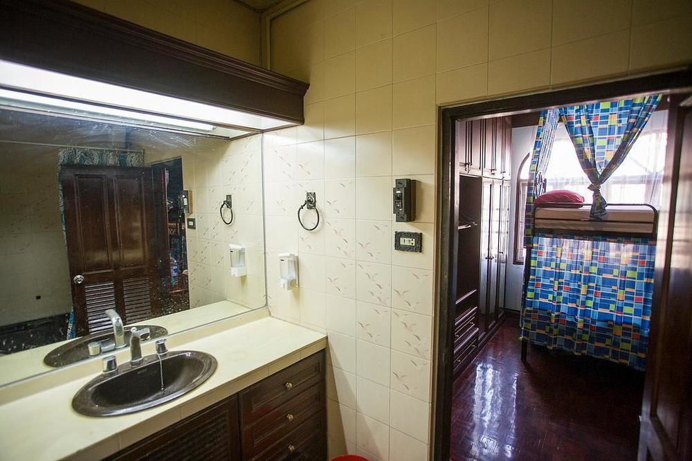 Wacky Fun Party Hostel Bangkok Extérieur photo