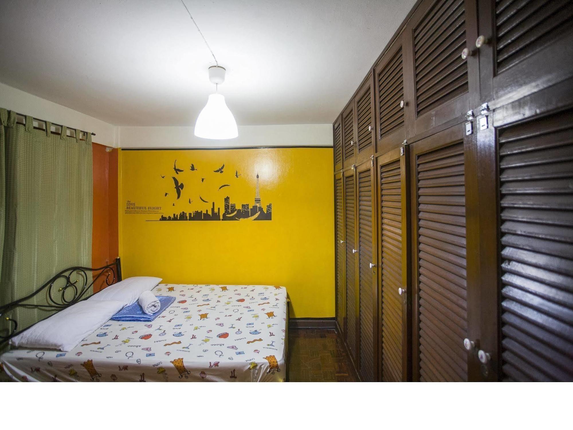 Wacky Fun Party Hostel Bangkok Extérieur photo